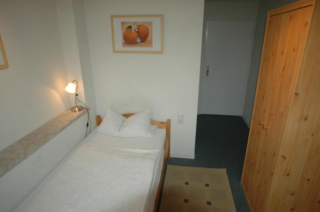 Hotel Adam Saarbruecken Room photo